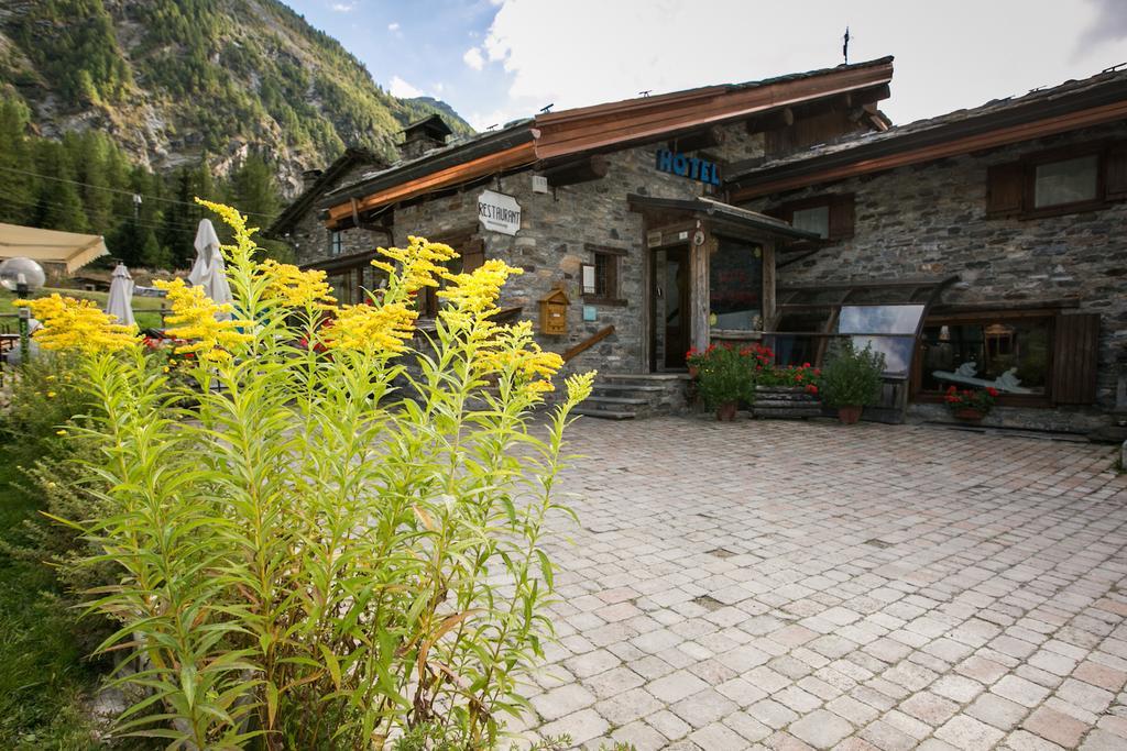 קונייה Hotel Restaurant La Barme מראה חיצוני תמונה
